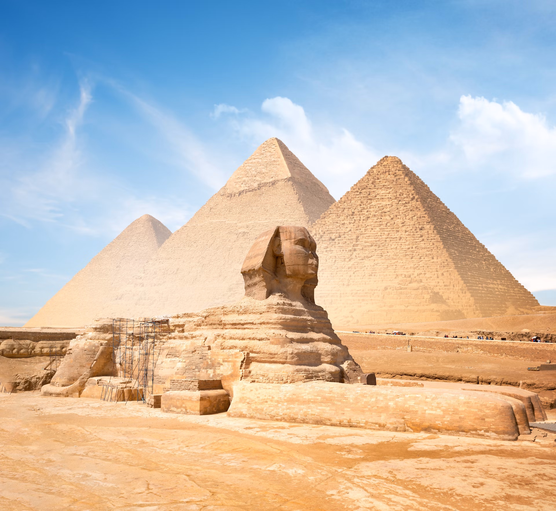 Giza - givaga/Shutterstock